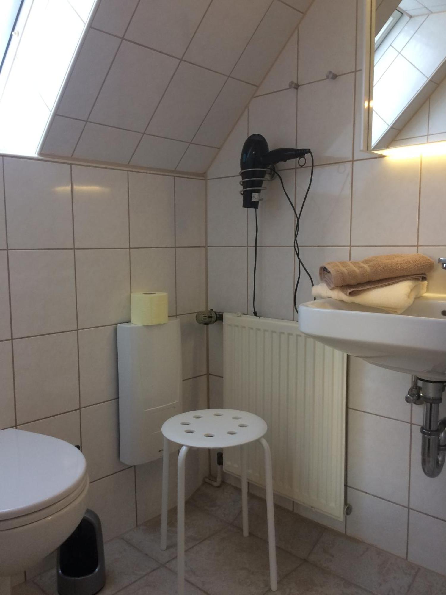 Huus Stoertebeker Bed & Breakfast Dornumersiel Rom bilde