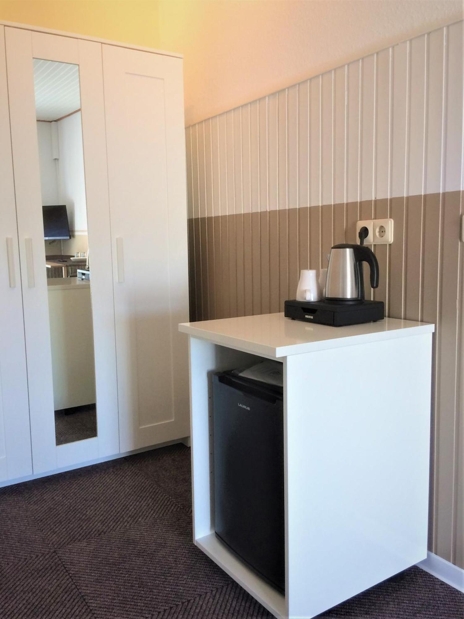 Huus Stoertebeker Bed & Breakfast Dornumersiel Rom bilde