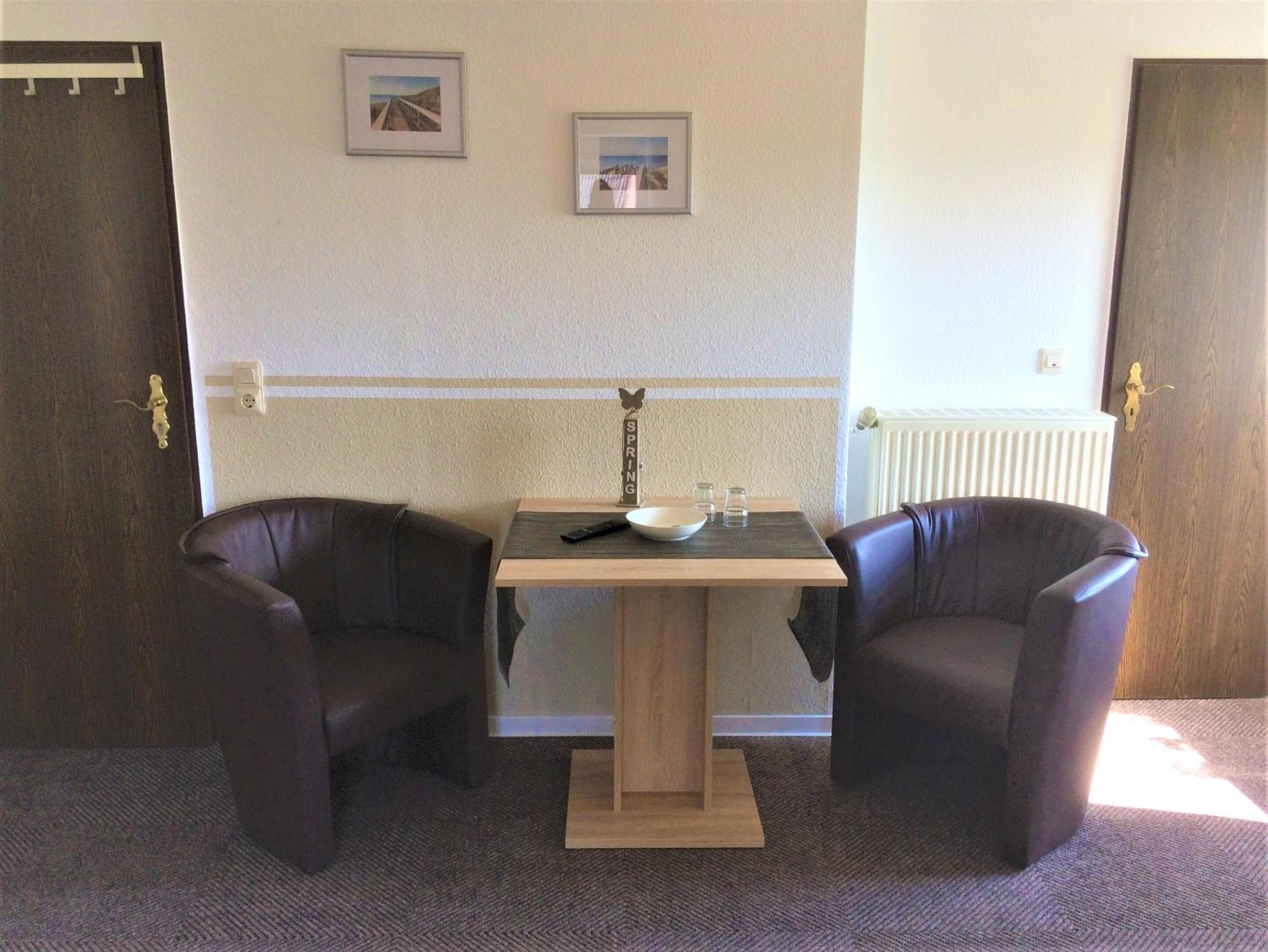 Huus Stoertebeker Bed & Breakfast Dornumersiel Rom bilde